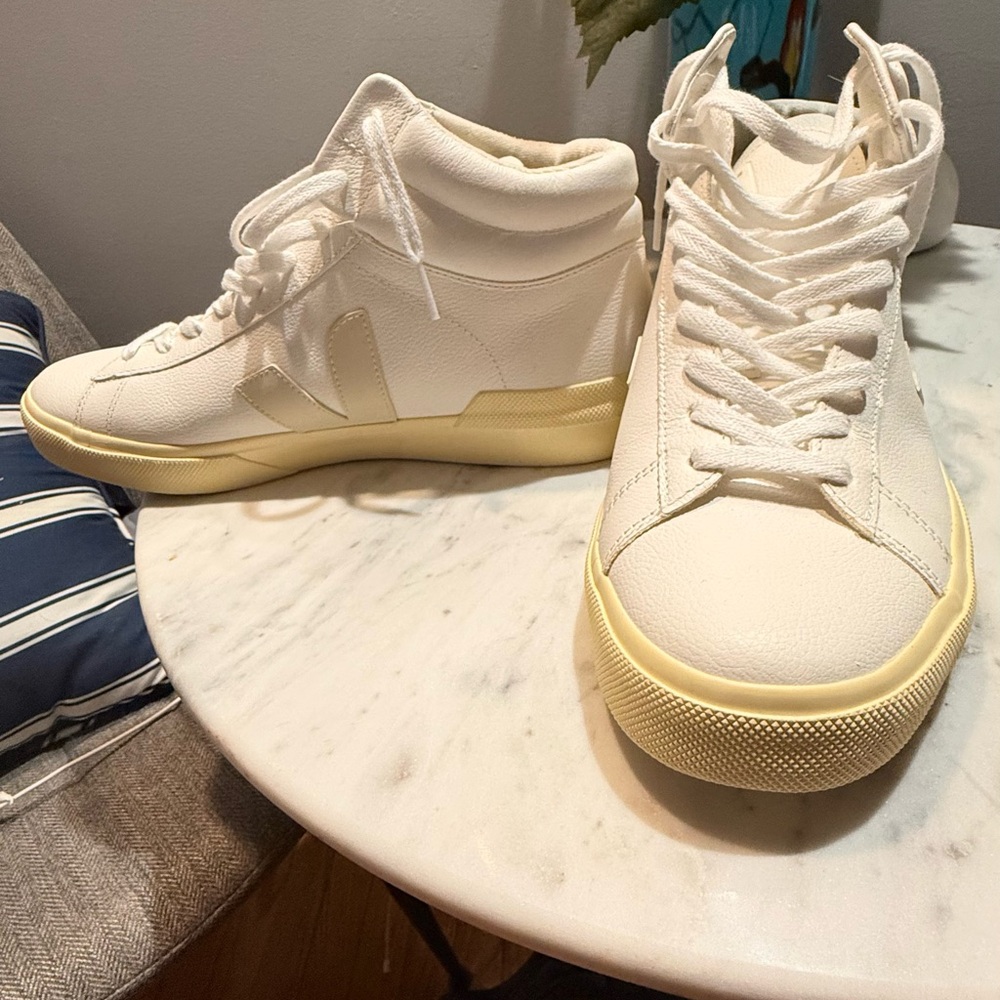 Veja White and Cream Sneakers